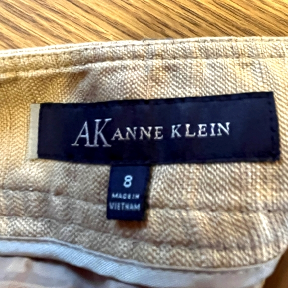 Anne Klein button front skirt - Picture 3 of 4